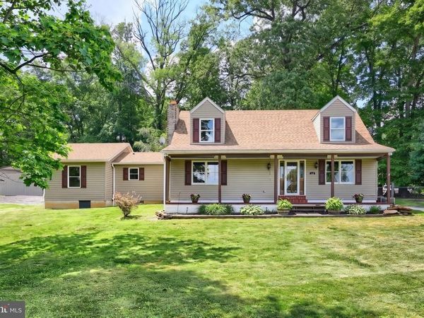 110 RIDGE ROAD, DELTA, PA 17314
