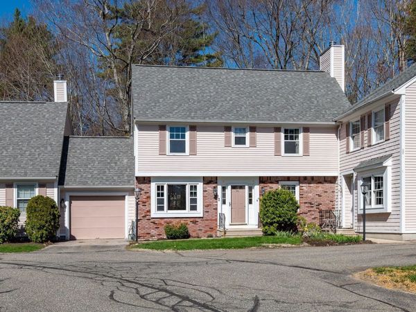 26 Pheasant Run Lane, Stratham, NH 03885