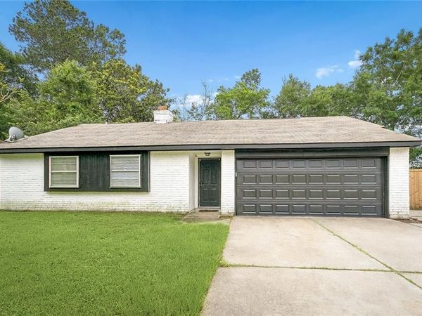 229 S QUEENS Drive, Slidell, LA 70458