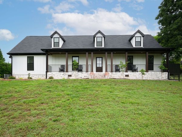 1303 Sycamore Valley Rd, Ashland City, TN 37015