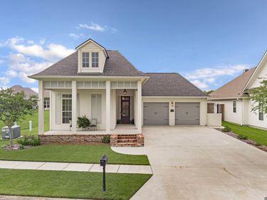 38182 Emery Ln, Prairieville, LA 70769