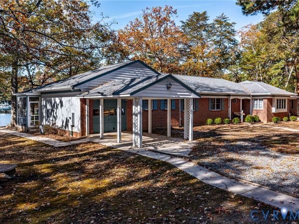 492 Pine Reach Drive, Kilmarnock, VA 22482