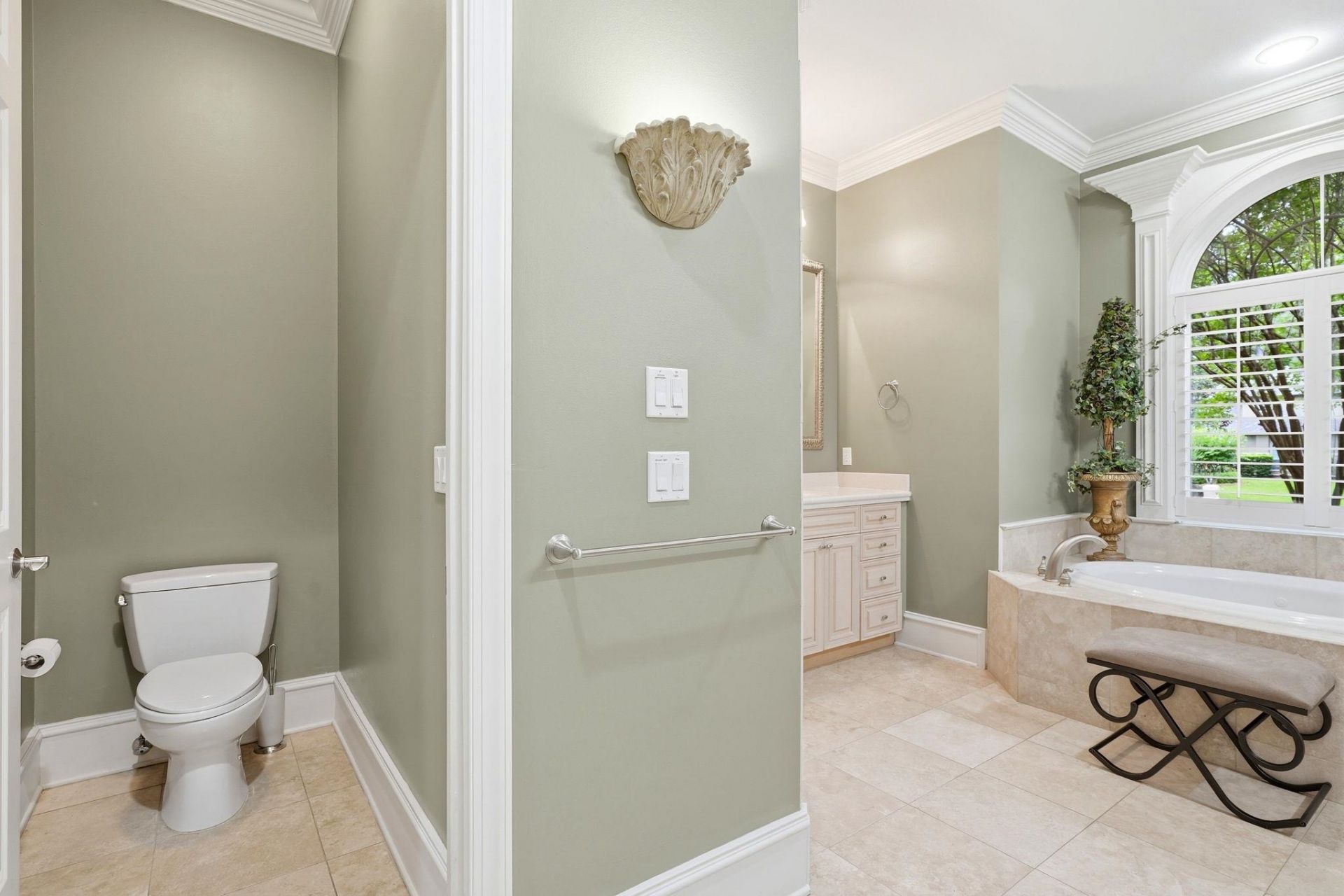 3001 E Golden Eagle Drive, Tallahassee, FL 32312 Photo