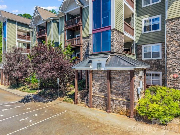 2000 Olde Eastwood Village Boulevard, Unit 3B, Asheville, NC 28803