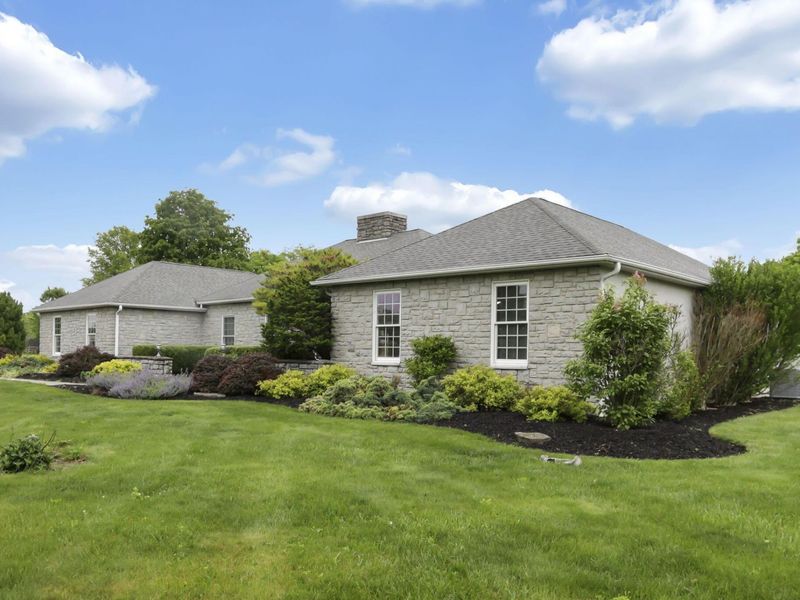 3588 Thornhill Lane, Grove City, OH 43123 Photo 5
