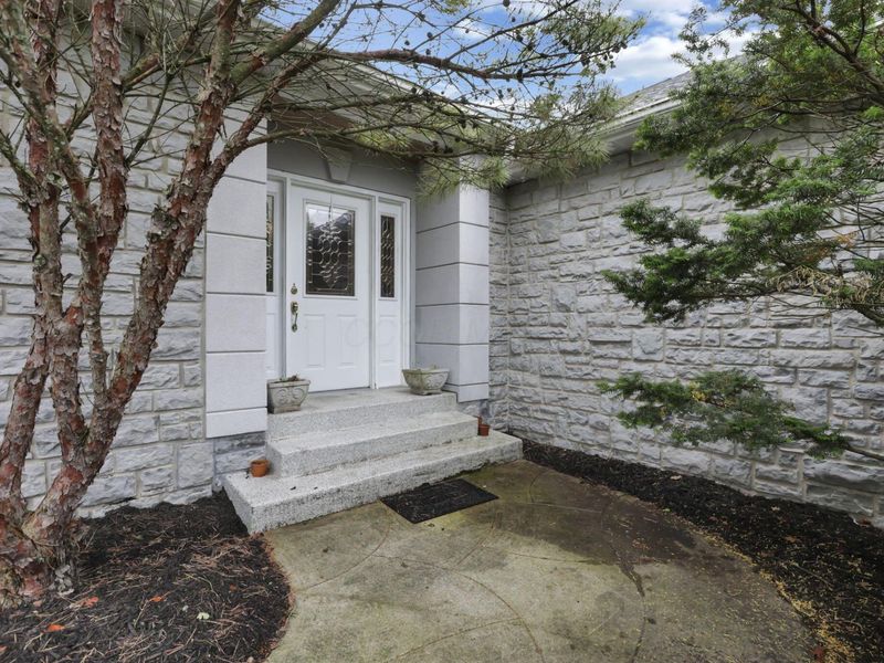 3588 Thornhill Lane, Grove City, OH 43123 Photo 8