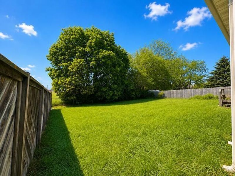 512 Section Line Drive , South Charleston, OH 45368 Photo 3