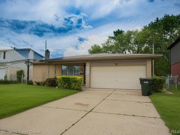 36357 Weber Drive, Sterling Heights, MI 48310