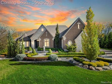 2475 Creekside Court, Oakland Twp, MI 48306
