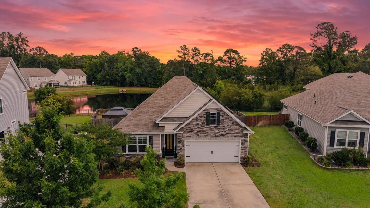 2736 Harmony Lake Drive Photo 1