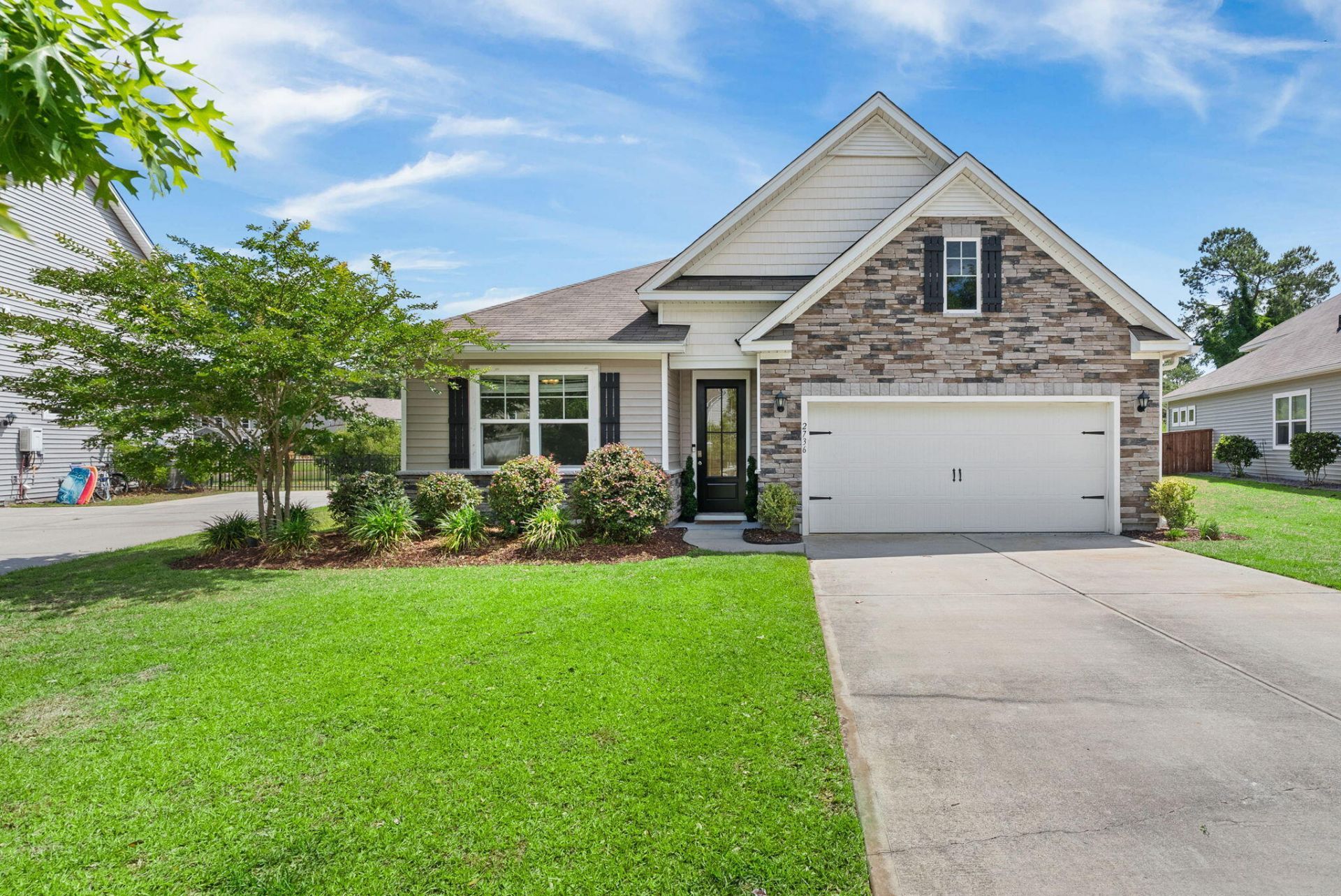 2736 Harmony Lake Drive Photo 22