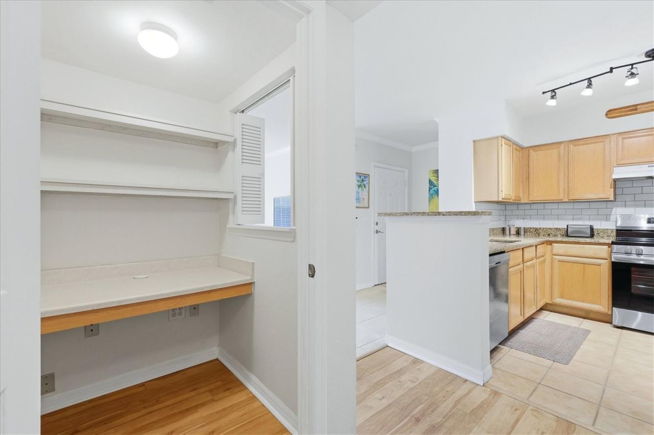 1000 Villagio Circle, Unit 106, Sarasota, FL 34237 Photo