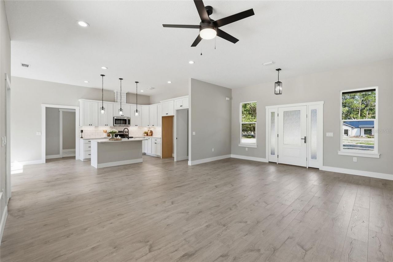 19825 NW 257th Terrace , High Springs, FL 32643 Photo