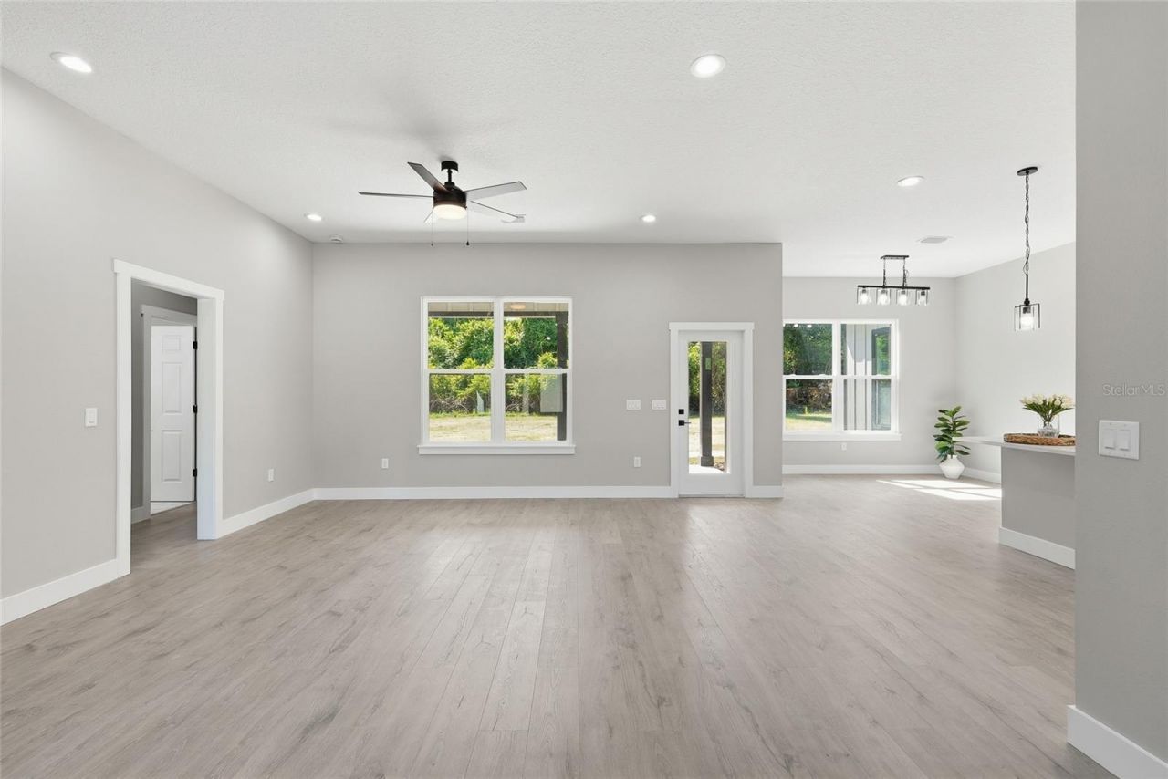 19825 NW 257th Terrace , High Springs, FL 32643 Photo