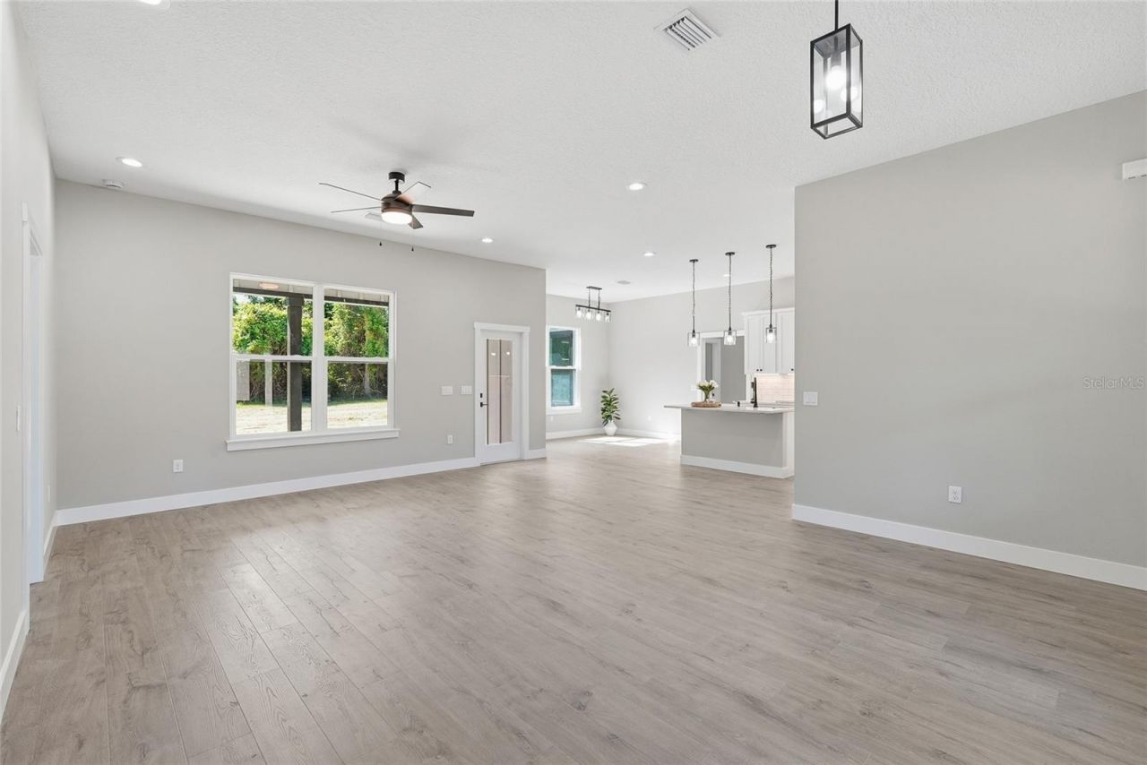 19825 NW 257th Terrace , High Springs, FL 32643 Photo