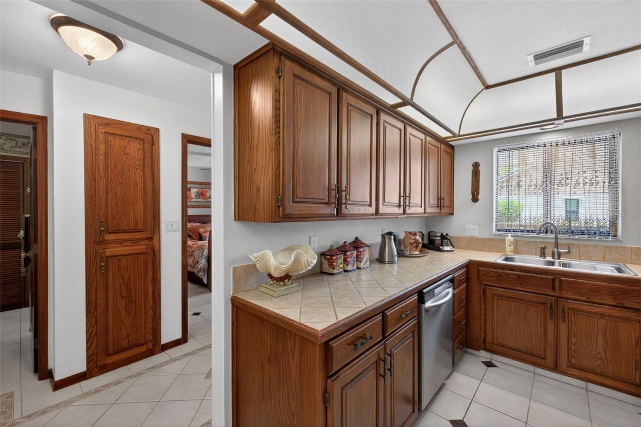 6072 Huntington Woods Drive, Unit 17, Naples, FL 34112 Photo