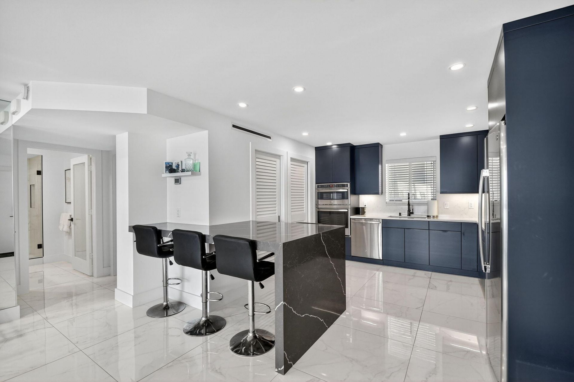 301 Lake Shore Drive, Unit 801, Lake Park, FL 33403 Photo