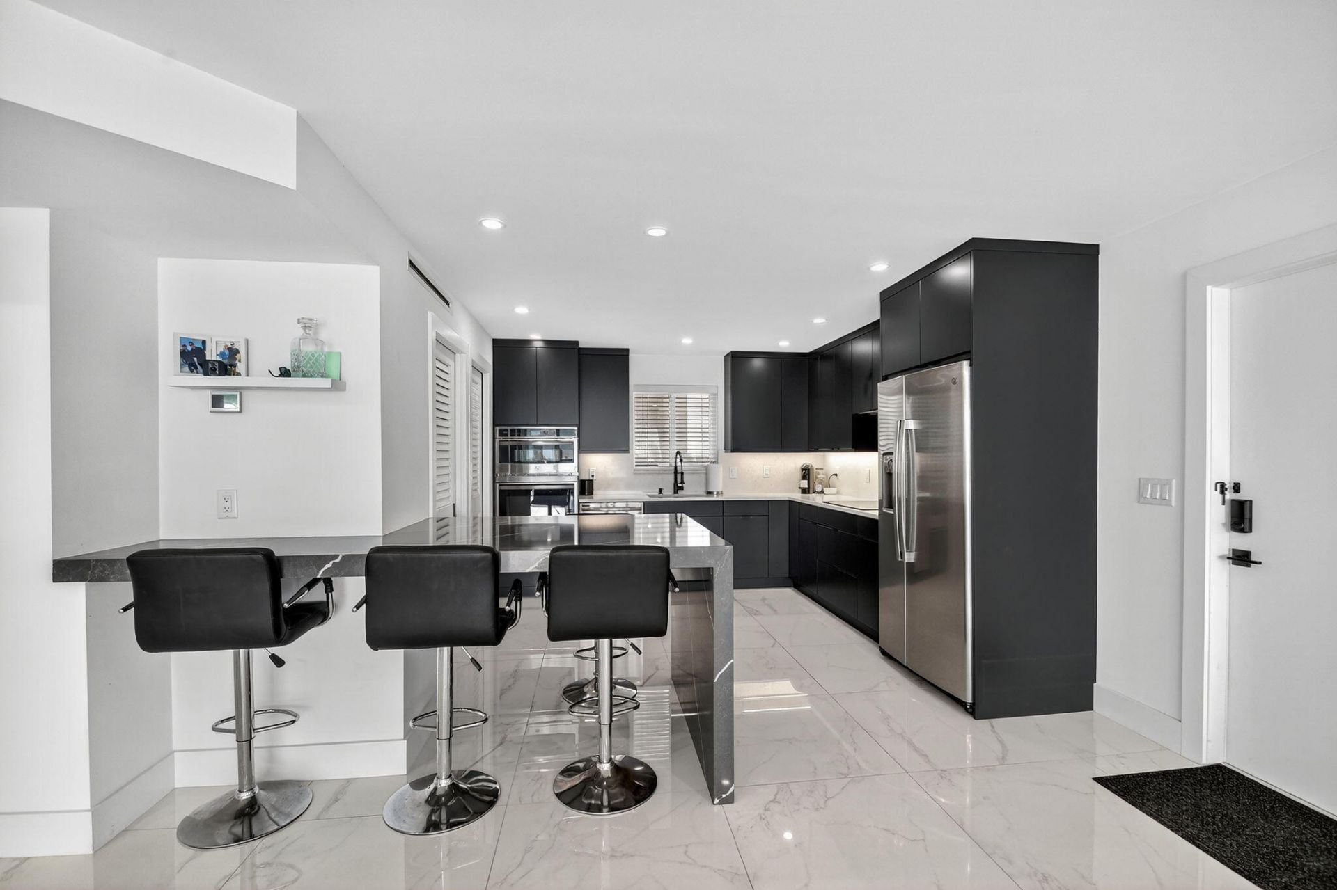 301 Lake Shore Drive, Unit 801, Lake Park, FL 33403 Photo