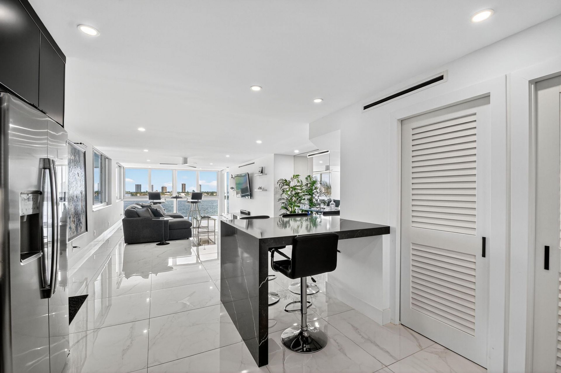 301 Lake Shore Drive, Unit 801, Lake Park, FL 33403 Photo