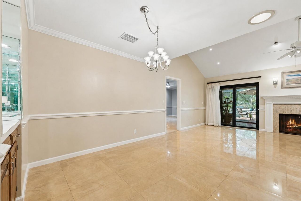 65 Balfour Road E, Palm Beach Gardens, FL 33418 Photo