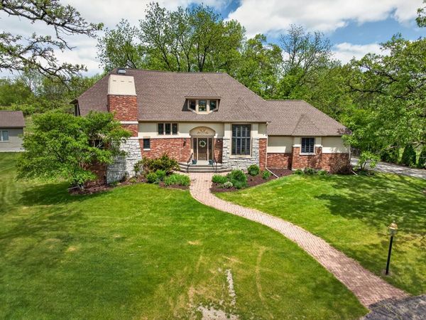 406 2nd Avenue, New Glarus, WI 53574