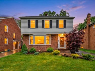2351 Charney Road, University Heights, OH 44118