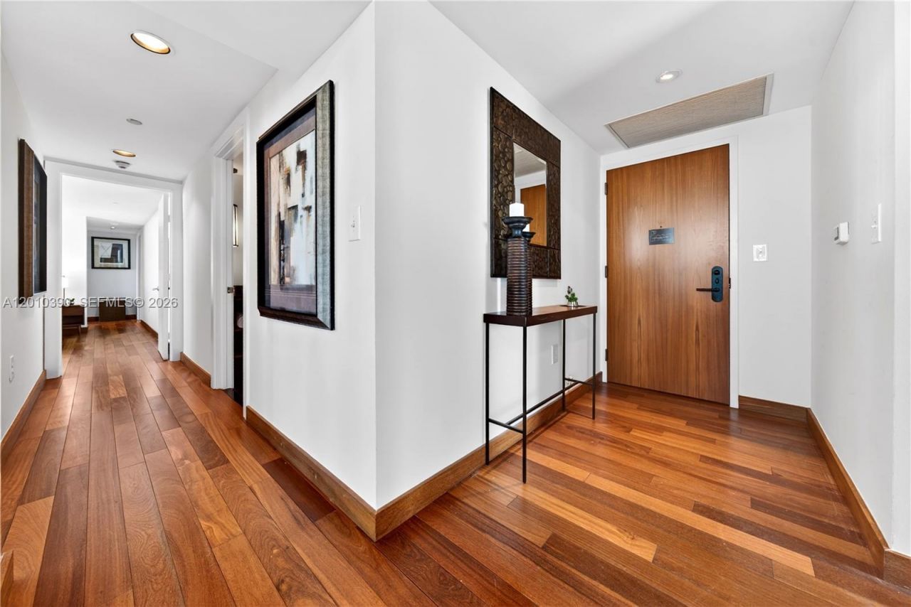 101 20th St , Unit 2601, Miami Beach, FL 33139 Photo
