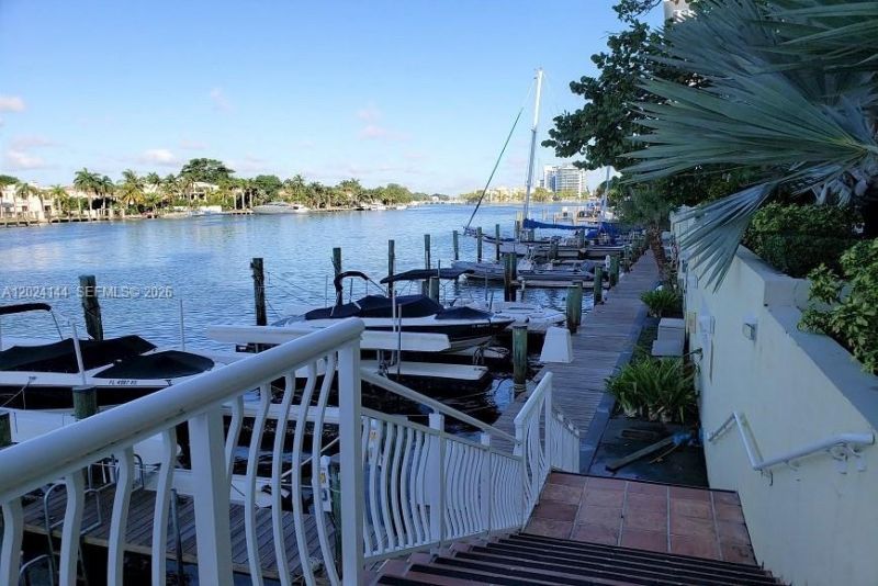 5600 Collins Ave , Unit 4U, Miami Beach, FL 33140 Photo