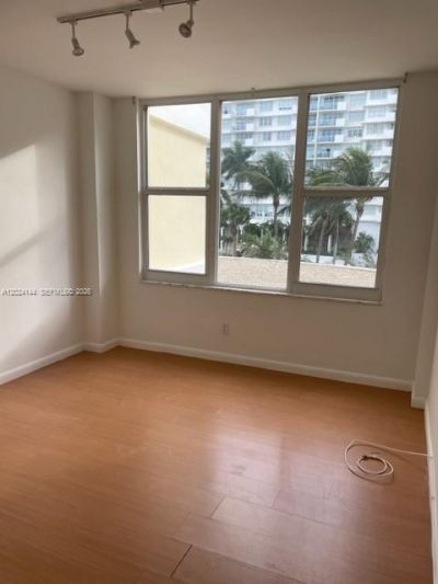 5600 Collins Ave , Unit 4U, Miami Beach, FL 33140 Photo