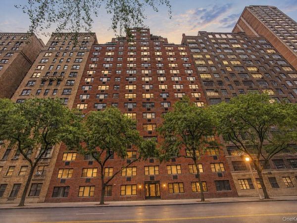 315 E 72nd Street , Unit 3A, New York (Manhattan), NY 10021
