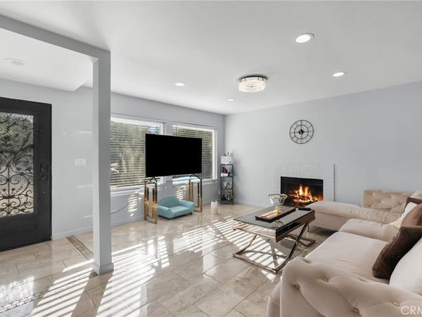 4700 Topanga Canyon Boulevard, Woodland Hills, CA 91364