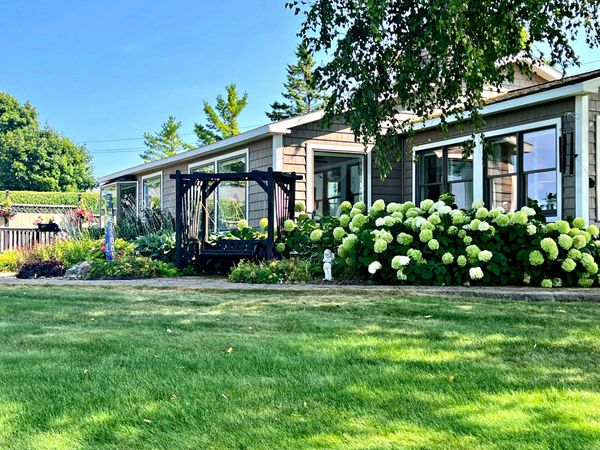620 S State Street, St. Ignace, MI 49781