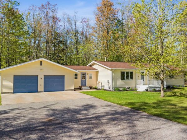 1454 Sand Road, Cheboygan, MI 49721