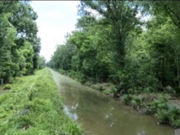 Greenwood Plantation Rd, Thibodaux, LA 70301