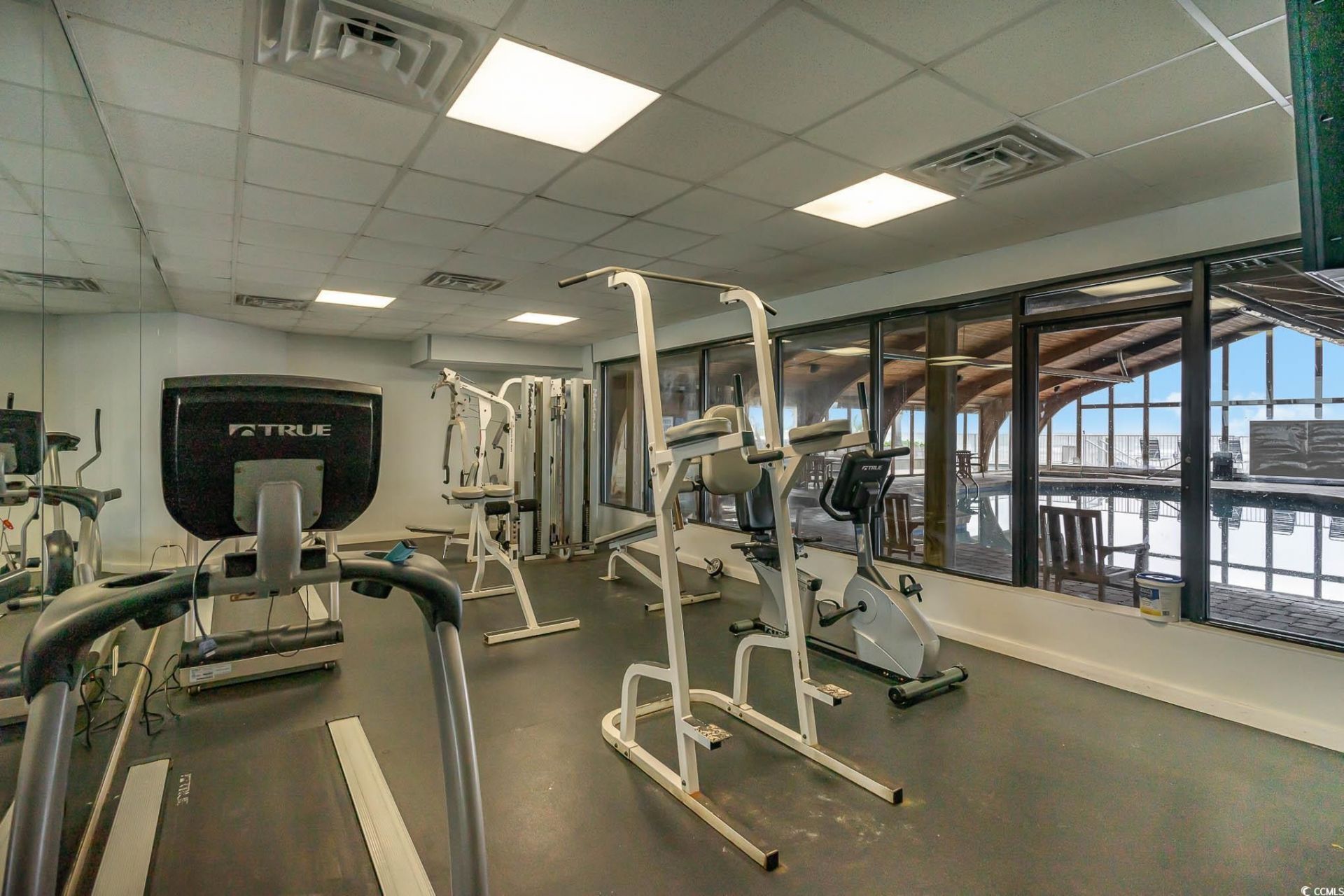 9550 Shore Dr. Photo 19