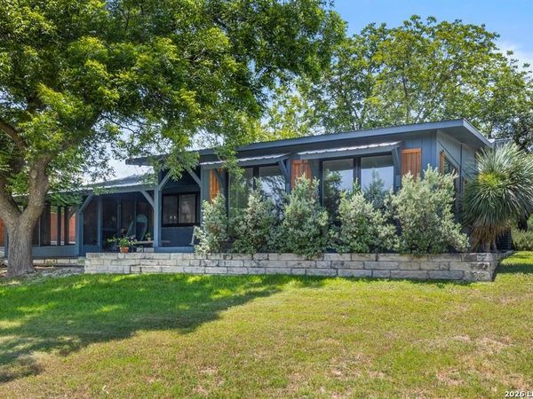 810 RIVER RD, Wimberley, TX 78676