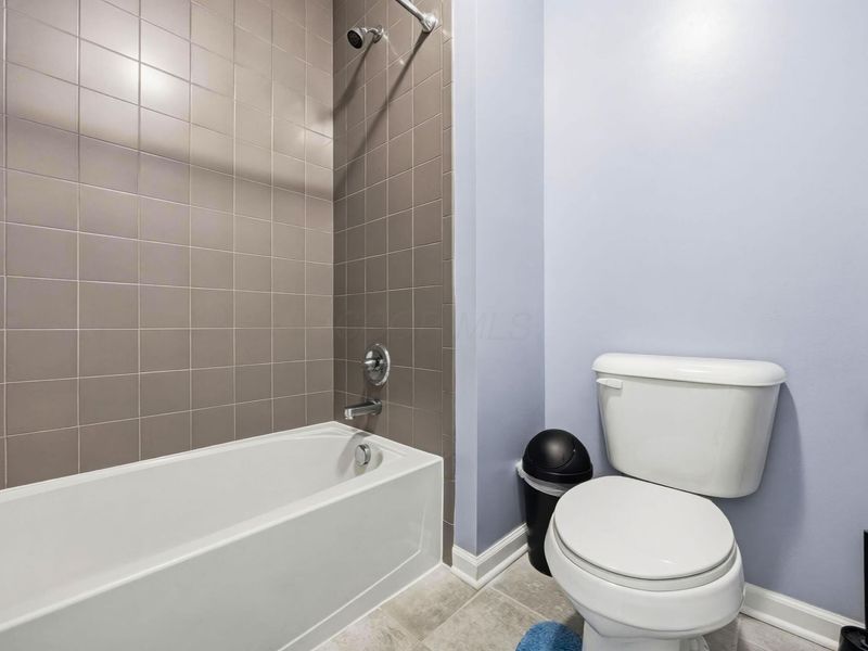 1926 Sulton Court, Grove City, OH 43123 Photo 32