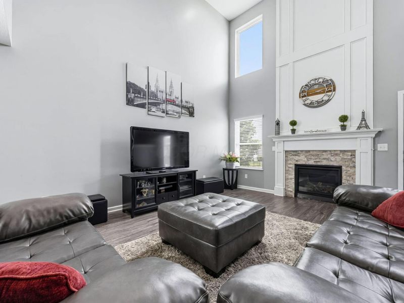 1926 Sulton Court, Grove City, OH 43123 Photo 8