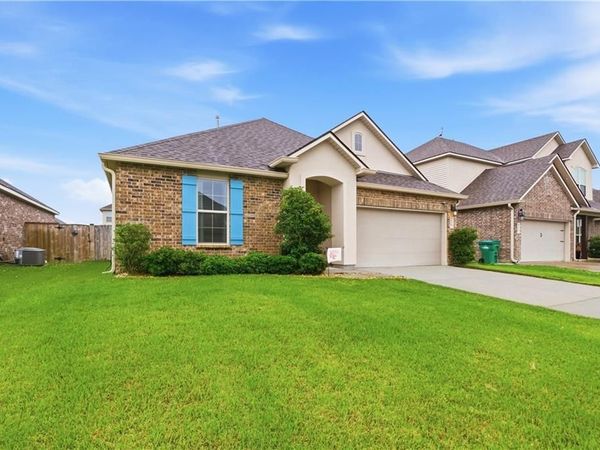 609 CAT ISLAND Court , Slidell, LA 70461