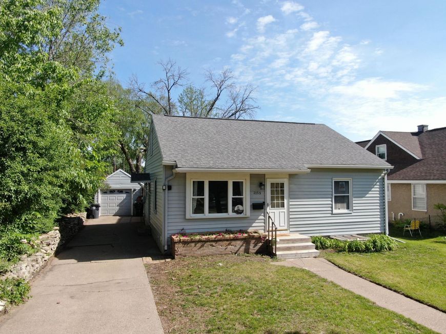 Main Photo