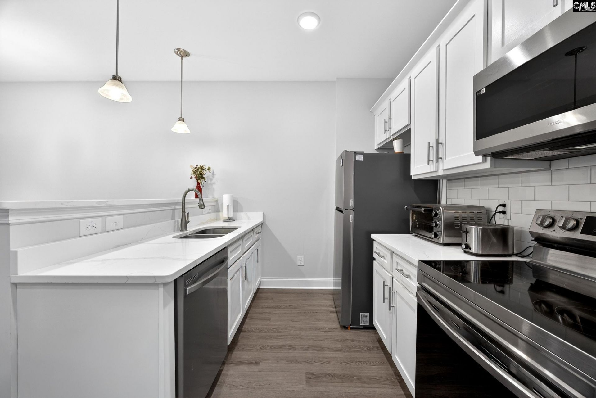 223 Northwood Street Photo 11