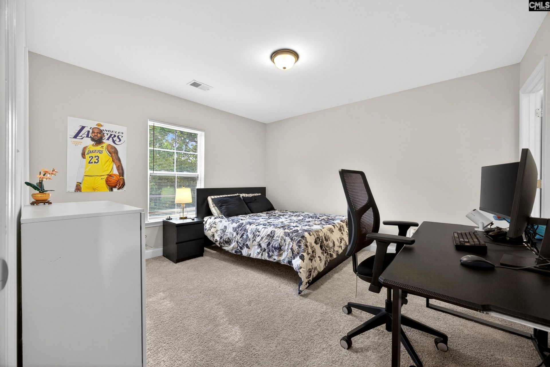 223 Northwood Street Photo 22