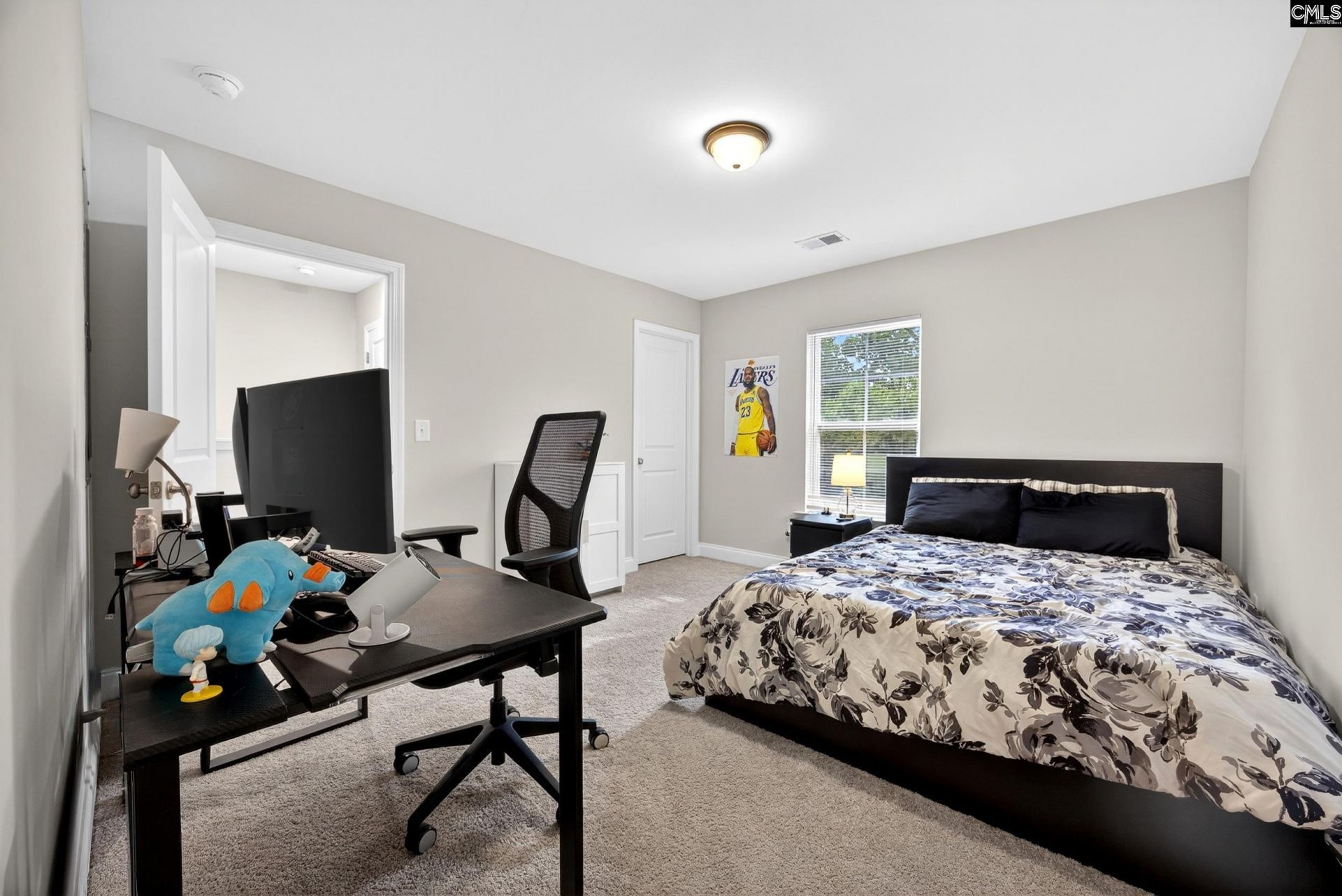 223 Northwood Street Photo 23
