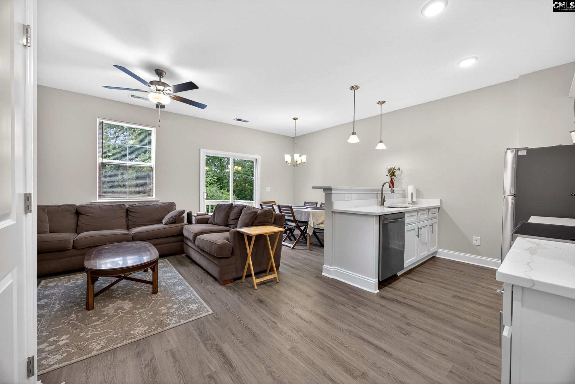 223 Northwood Street Photo 9