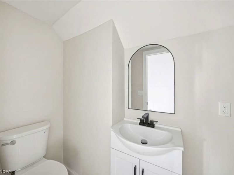 420 E 271st Street, Euclid, OH 44132 Photo 18