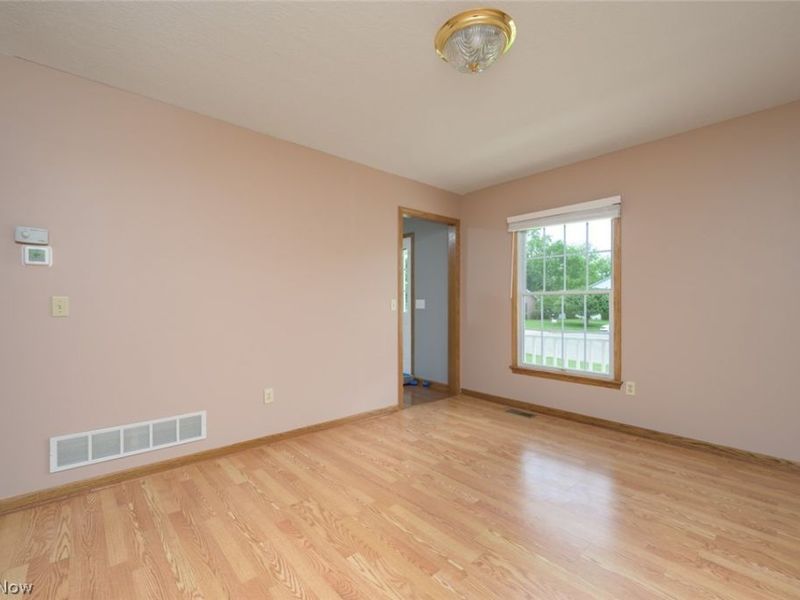 735 28th Street NW, Massillon, OH 44647 Photo 5