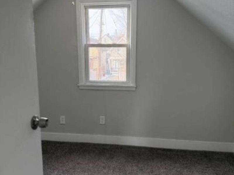 3028 W 104th Street , Cleveland, OH 44111 Photo 7