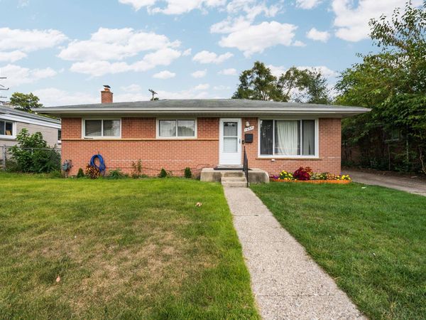 1027 Lori Street, Ypsilanti, MI 48198