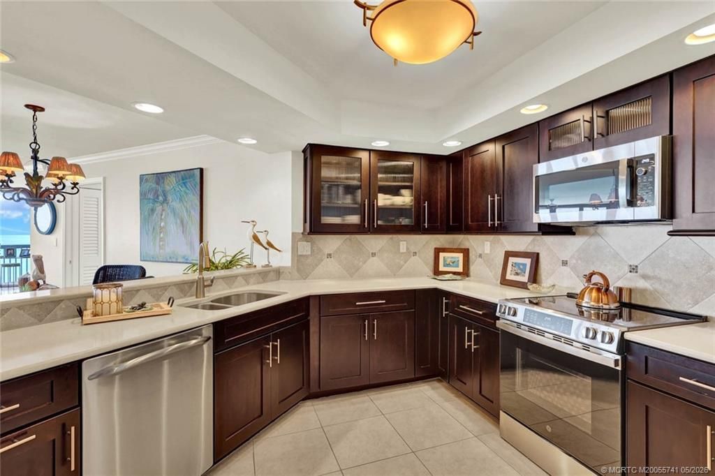 9500 S Ocean Drive, Unit 1705, Jensen Beach, FL 34957 Photo