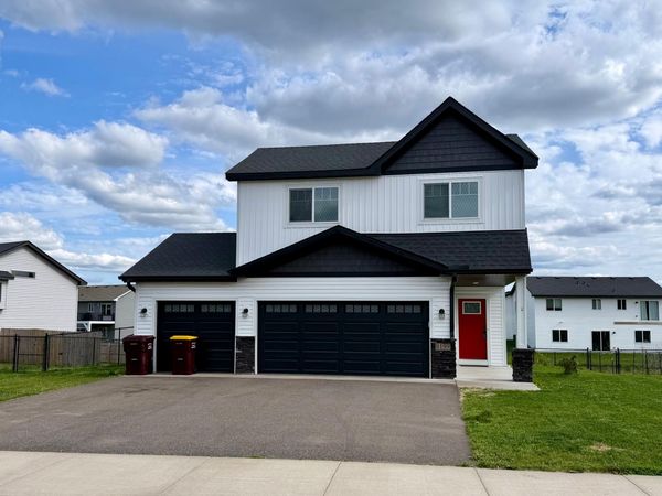 8199 384th Trail , North Branch, MN 55056